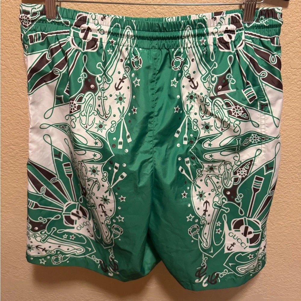 New Authentic Gucci Logo Swim Shorts Green White